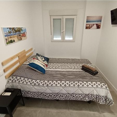 Estudio B Cerca De La Plaza De Toros Alicante Luaran gambar
